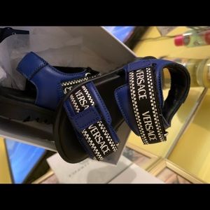 Versace kids Sandal Black & Blue Size 5 Toddler